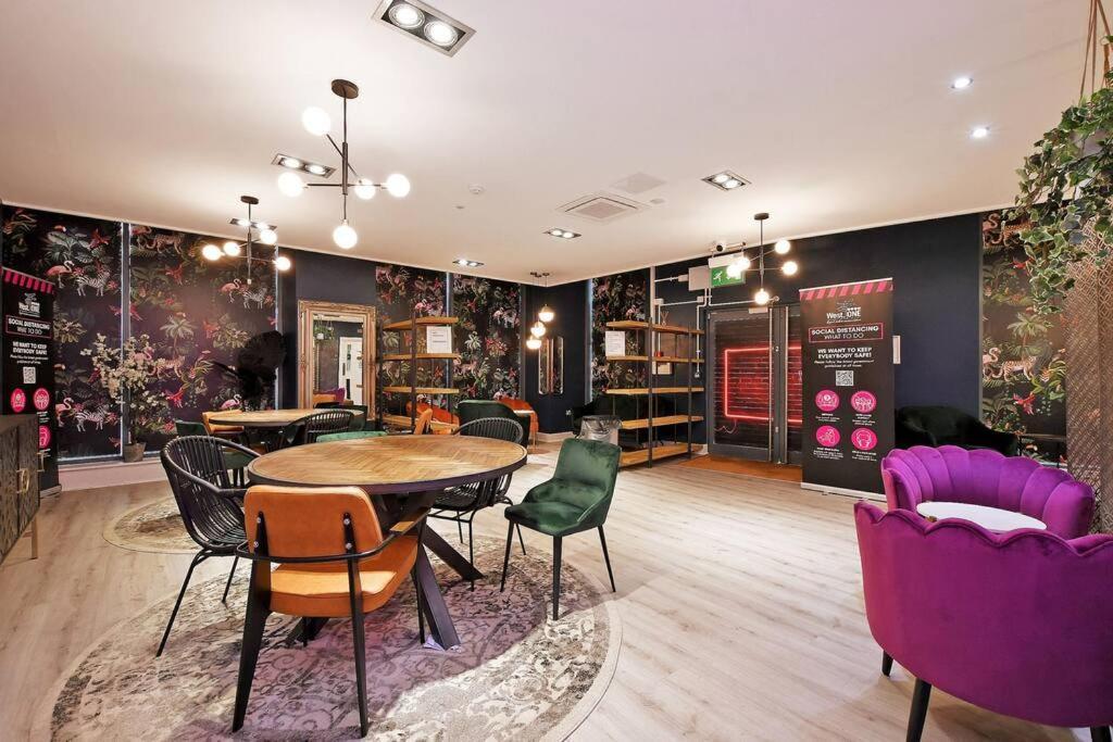 Perfectly Located City Centre Studio Apartment - West One With Free Wifi, Gym Access, Netflix Шефилд Екстериор снимка